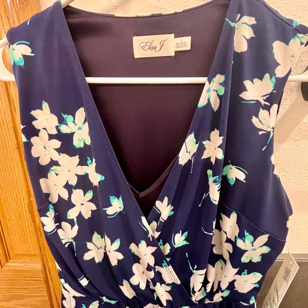 NWT Eliza J Women's Floral Printed Faux Wrap Surplus Bodice Dress Size 2 - Picture 8 of 12